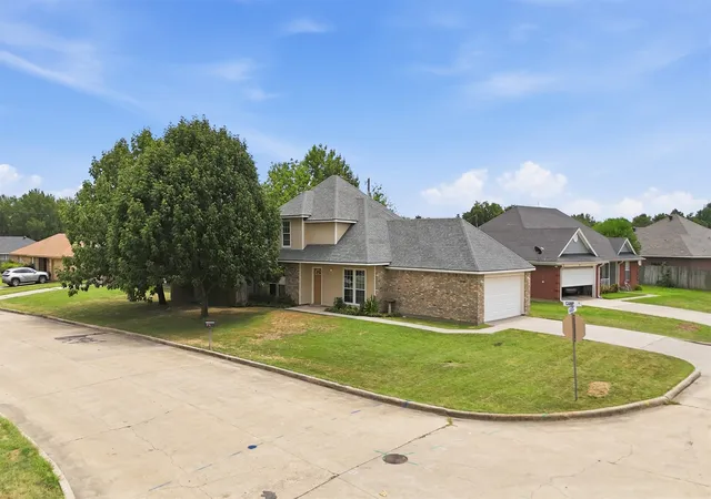 Photo 1 of Sale Pending at 612 Camp St, Sulphur Springs, TX 75482 | MLS# 21370214 | Listing updated on 2026-09-29