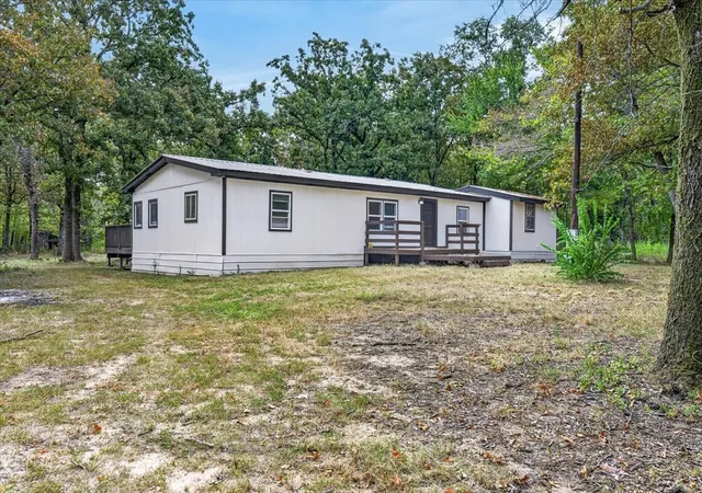 Photo 2 of Manufactured home for sale at 967 County Road 1524, Grand Saline, TX 75140 | MLS# 21368871 | Listing updated on 2026-09-03
