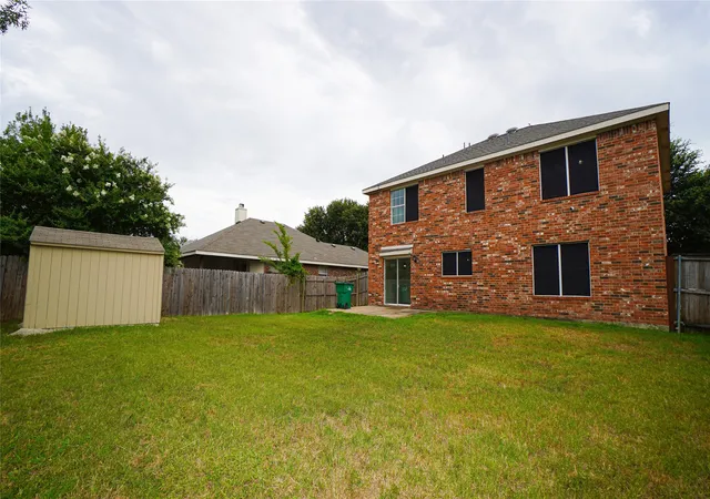 Photo 3 of Single family home for sale at 4006 Collin Ct, Heartland, TX 75126 | MLS# 21368184 | Listing updated on 2026-09-15