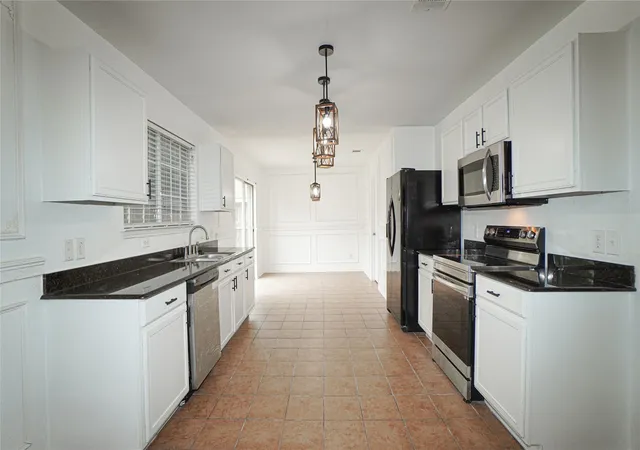 Photo 4 of Single family home for sale at 4006 Collin Ct, Heartland, TX 75126 | MLS# 21368184 | Listing updated on 2026-09-15