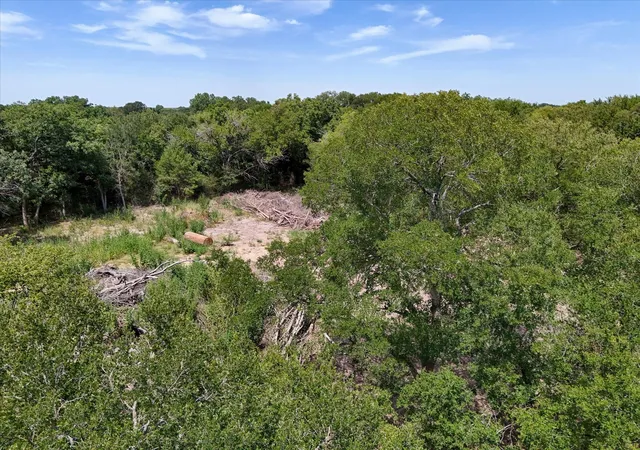 Photo 4 of Land for sale at Tbd000 Williams Rd, Bellmead, TX 76705 | MLS# 21363849 | Listing updated on 2026-08-27