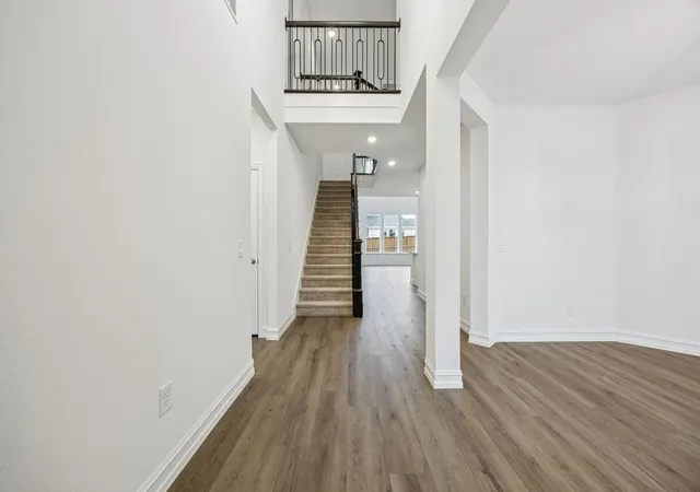 Photo 2 of Single family home for sale at 11140 Roxburgh Rd, Fort Worth, TX 76052 | MLS# 21370264 | Listing updated on 2026-08-27