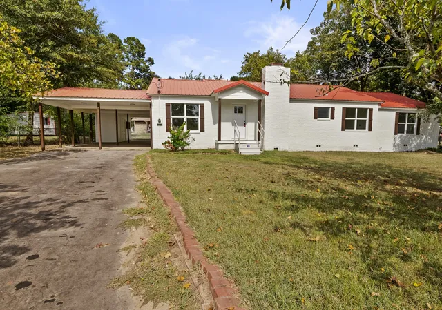 Photo 1 of Single family home for sale at 111 Walker Dr, Naples, TX 75568 | MLS# 21370281 | Listing updated on 2026-09-16