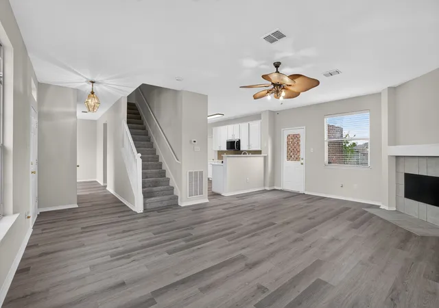 Photo 3 of Single family home for sale at 1213 Spring Water Dr, Lancaster, TX 75134 | MLS# 21370330 | Listing updated on 2026-08-27