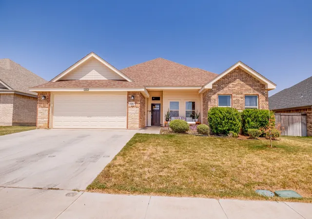 Photo 1 of Sale Pending at 326 Carriage Hills Pkwy, Abilene, TX 79602 | MLS# 21355459 | Listing updated on 2026-09-22