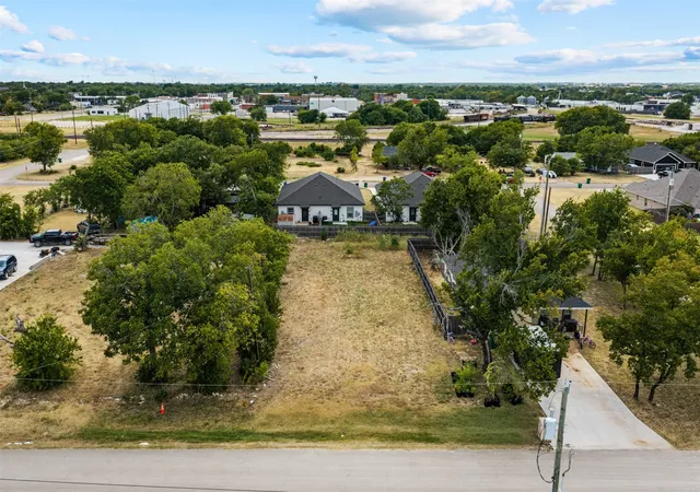 Photo 2 of Land for sale at 205 Garfield St, Mc Gregor, TX 76657 | MLS# 21369449 | Listing updated on 2026-08-27