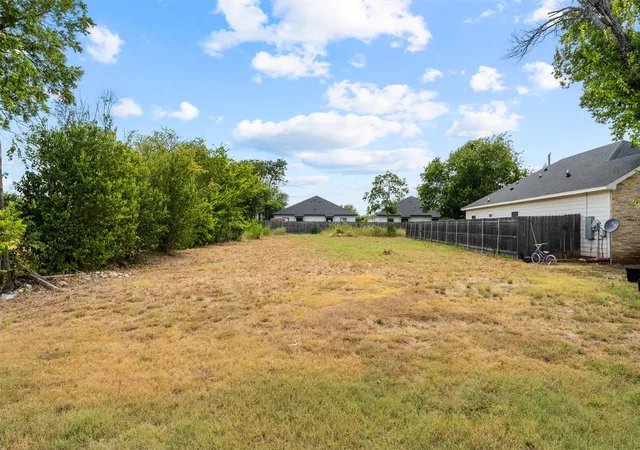 Photo 4 of Land for sale at 205 Garfield St, Mc Gregor, TX 76657 | MLS# 21369449 | Listing updated on 2026-08-27