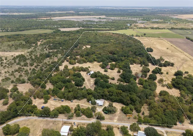 Photo 1 of Land for sale at 455 James Rd, Ferris, TX 75125 | MLS# 21370383 | Listing updated on 2026-08-27