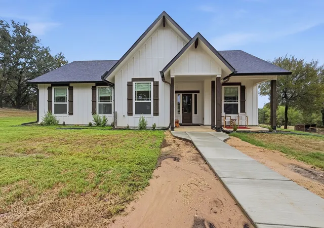 Photo 1 of Land for sale at 2155 County Road 197, Jonesboro, TX 76538 | MLS# 21369100 | Listing updated on 2026-10-06