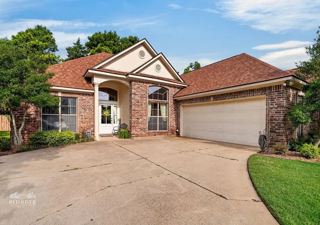 Photo 1 of Single family home for sale at 9006 Houmas Ct, Shreveport, LA 71115 | MLS# 21370240 | Listing updated on 2026-08-29