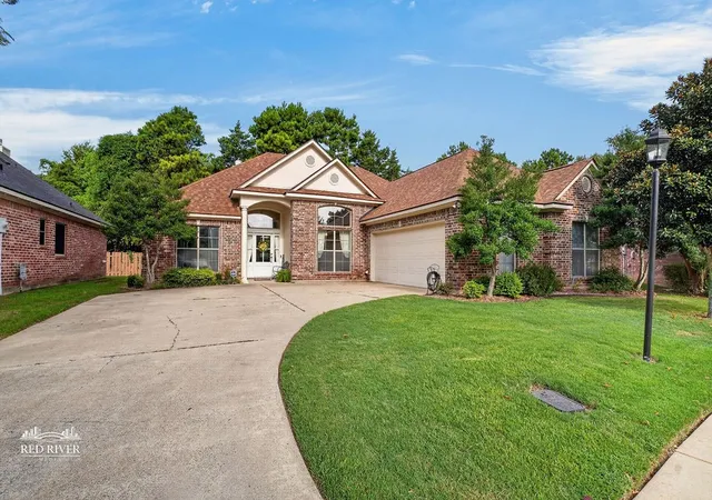 Photo 2 of Single family home for sale at 9006 Houmas Ct, Shreveport, LA 71115 | MLS# 21370240 | Listing updated on 2026-08-29