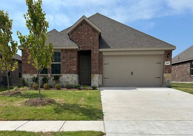 Photo 1 of Single family home for sale at 410 Carthage St, Caddo Mills, TX 75135 | MLS# 21370401 | Listing updated on 2026-10-02