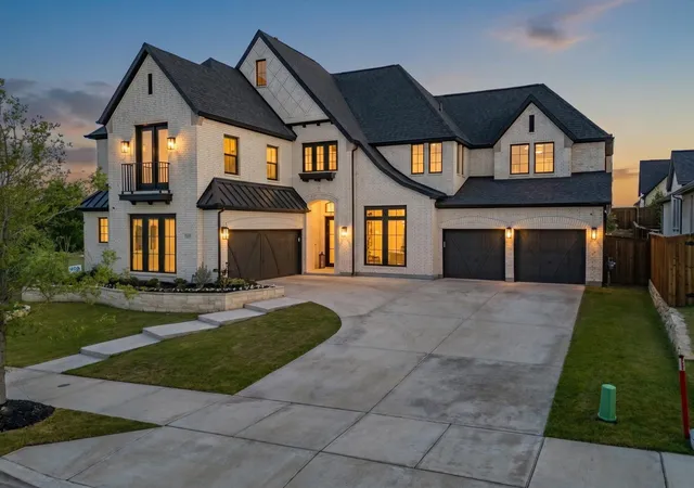 Photo 1 of Single family home for sale at 2216 Winding Creek Cir, Fort Worth, TX 76008 | MLS# 21369701 | Listing updated on 2026-10-05