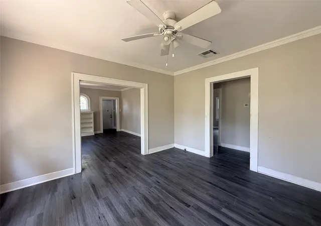 Photo 3 of Single family home for sale at 1222 W Morton St, Denison, TX 75020 | MLS# 21369433 | Listing updated on 2026-09-18