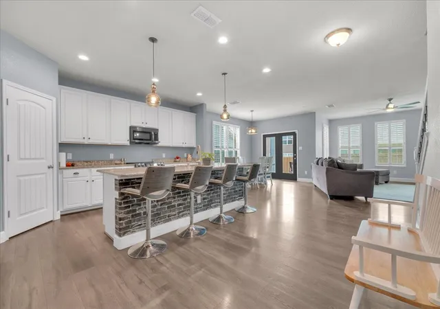 Photo 2 of Single family home for sale at 5504 Wharfside Pl, Denton, TX 76208 | MLS# 21361301 | Listing updated on 2026-10-01