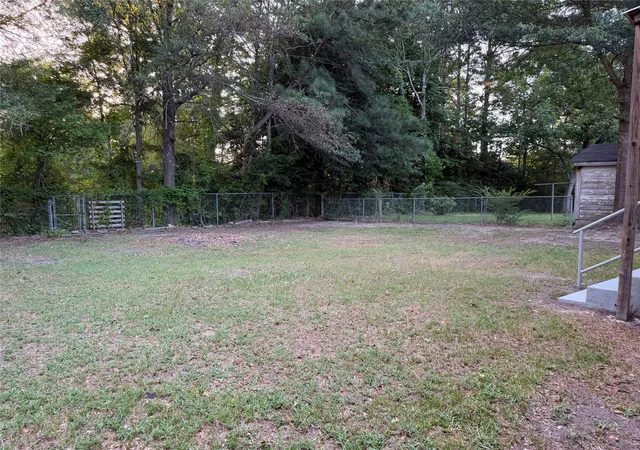 Photo 3 of Single family home for sale at 1213 Garrett Dr, Haynesville, LA 71038 | MLS# 21361128 | Listing updated on 2026-08-27