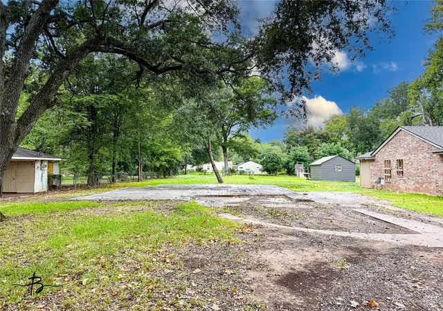 Land for sale at 1137 Patricia Dr, Bossier City, LA 71112 | MLS# 21365606