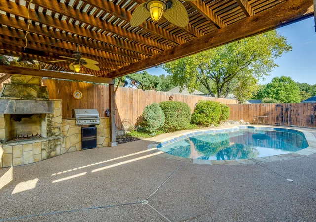 Photo 3 of Single family home for sale at 990 Oak Ridge Dr, Keller, TX 76248 | MLS# 21370513 | Listing updated on 2026-10-06