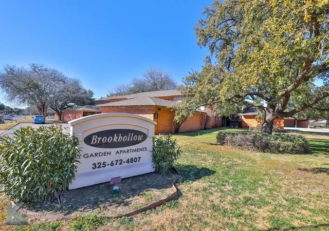 Photo 2 of Multi family home for sale at 2600 Ivanhoe Ln, Abilene, TX 79605 | MLS# 21370516 | Listing updated on 2026-08-27