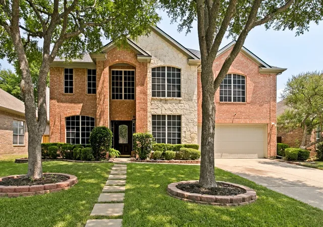 Photo 1 of Single family home for sale at 7121 Raintree Wy, Denton, TX 76210 | MLS# 21370509 | Listing updated on 2026-09-19
