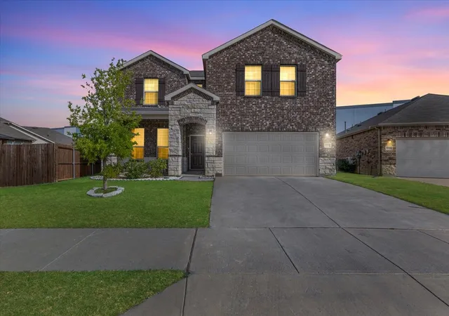 Photo 2 of Single family home for sale at 1201 Timberhurst Trl, Fort Worth, TX 76131 | MLS# 21367554 | Listing updated on 2026-08-31
