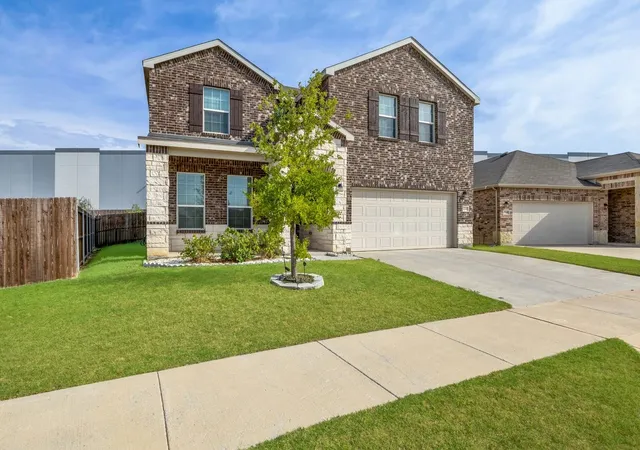 Photo 3 of Single family home for sale at 1201 Timberhurst Trl, Fort Worth, TX 76131 | MLS# 21367554 | Listing updated on 2026-08-31