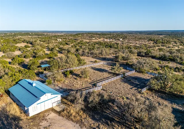 Photo 3 of House for sale at 190 Pvt Rd 3019 Nw, Mountain Home, TX 76849 | MLS# 21370562 | Listing updated on 2026-08-27
