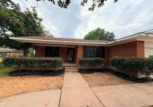 Photo 3 of Single family home for sale at 1314 Charleston Dr, Garland, TX 75041 | MLS# 21370579 | Listing updated on 2026-10-07