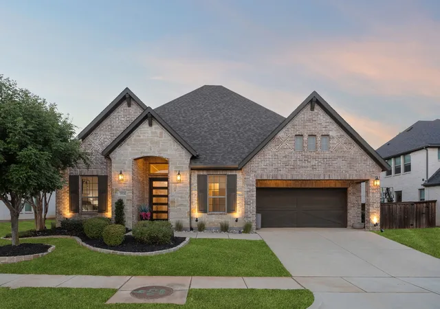 Photo 1 of Single family home for sale at 3916 Petrus Blvd, Colleyville, TX 76034 | MLS# 21370224 | Listing updated on 2026-09-30