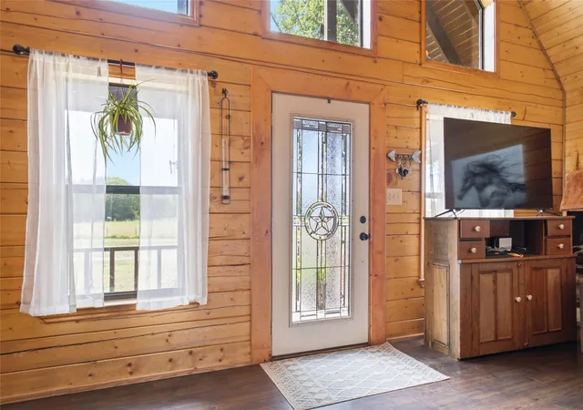Photo 3 of Single family home for sale at 1956 County Road 27100, Roxton, TX 75477 | MLS# 21370046 | Listing updated on 2026-08-27