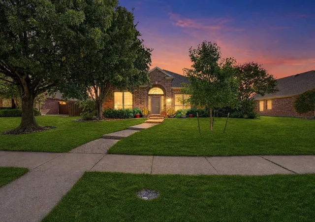 Photo 1 of Single family home for sale at 12334 Blue Ridge Dr, Frisco, TX 75033 | MLS# 21370586 | Listing updated on 2026-08-29