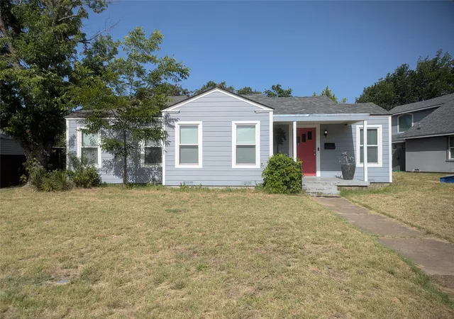 Single family home for sale at 2017 Owens St, Haltom City, TX 76117 | MLS# 21370630
