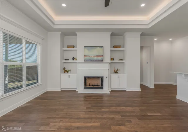 Photo 3 of Single family home for sale at 348 Prien Lake Loop, Bossier City, LA 71111 | MLS# 21370377 | Listing updated on 2026-08-27