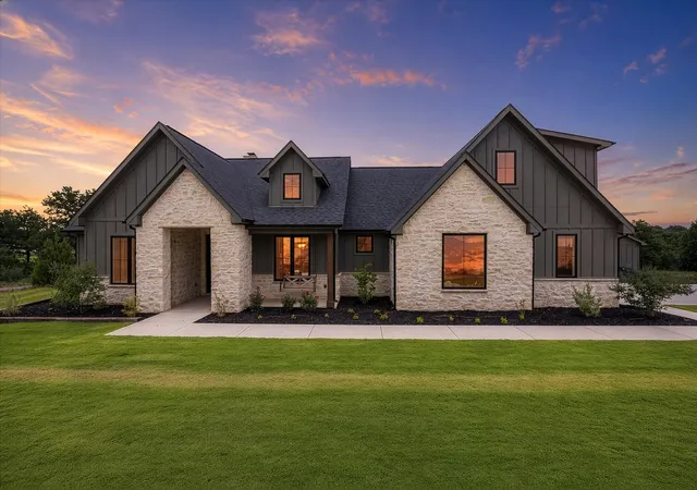 Photo 1 of Single family home for sale at 1140 Collier Ranch Rd, Stephenville, TX 76401 | MLS# 21369120 | Listing updated on 2026-08-27