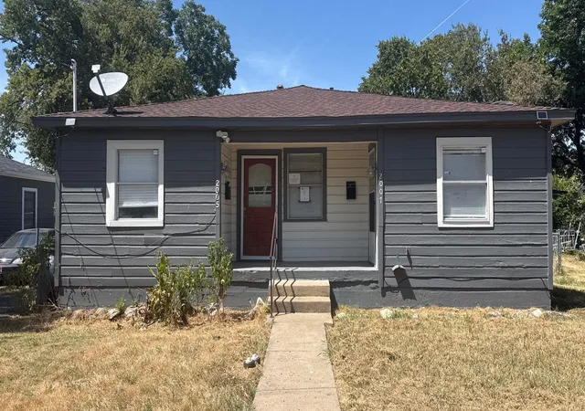 Photo 1 of Multi family home for sale at 2005 Gorman St, Dallas, TX 75223 | MLS# 21368637 | Listing updated on 2026-08-27
