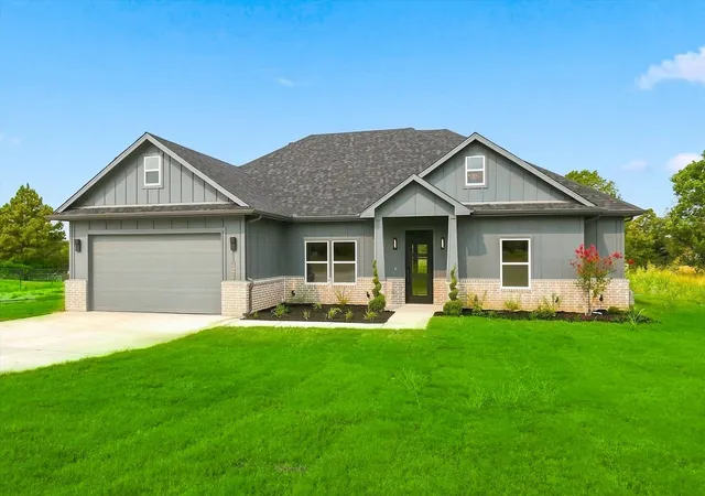 Photo 3 of Single family home for sale at 133 Cr 4865, Azle, TX 76020 | MLS# 21370678 | Listing updated on 2026-08-27