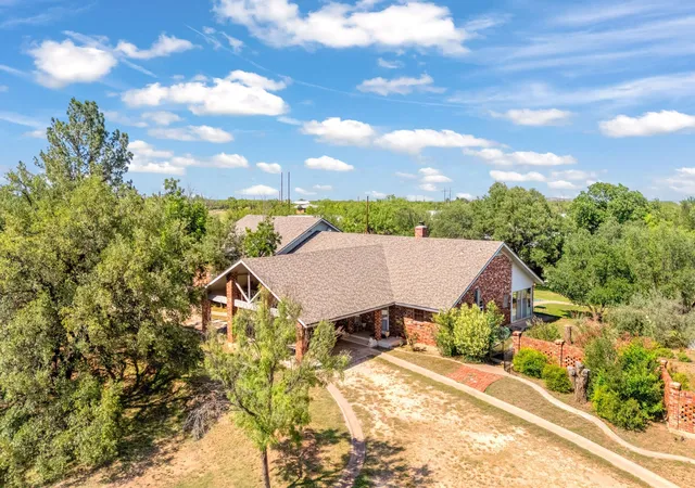 Photo 1 of Single family home for sale at 3165 Hayter Rd, Abilene, TX 79601 | MLS# 21369778 | Listing updated on 2026-08-27