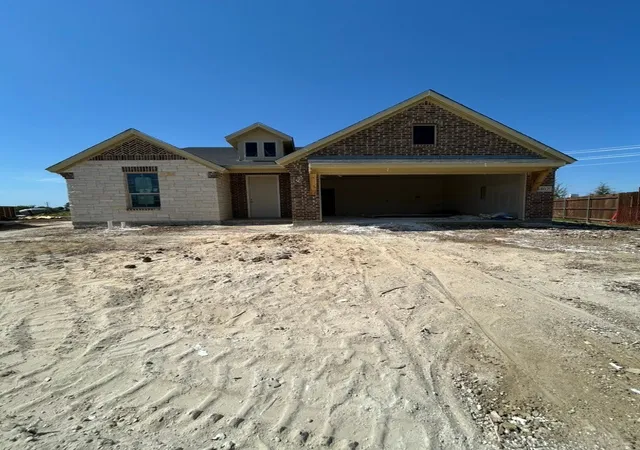 Photo 1 of Single family home for sale at 3402 Helena St, Gainesville, TX 76240 | MLS# 21366486 | Listing updated on 2026-08-27