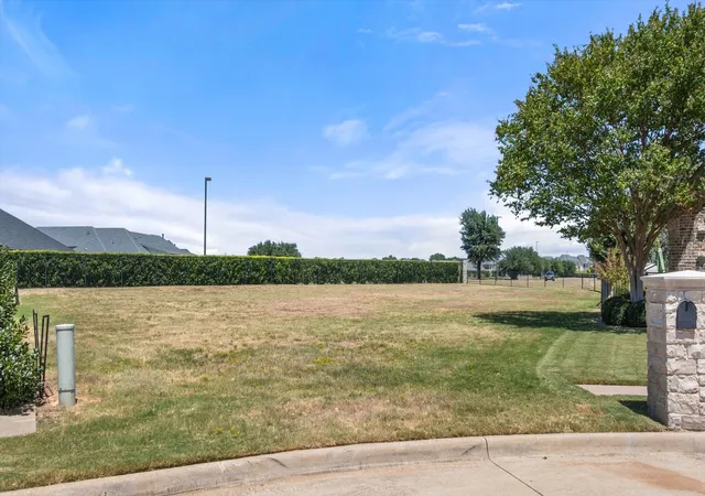 Photo 2 of Land for sale at 1402 Amsterdam Ct, Granbury, TX 76048 | MLS# 21367363 | Listing updated on 2026-08-27