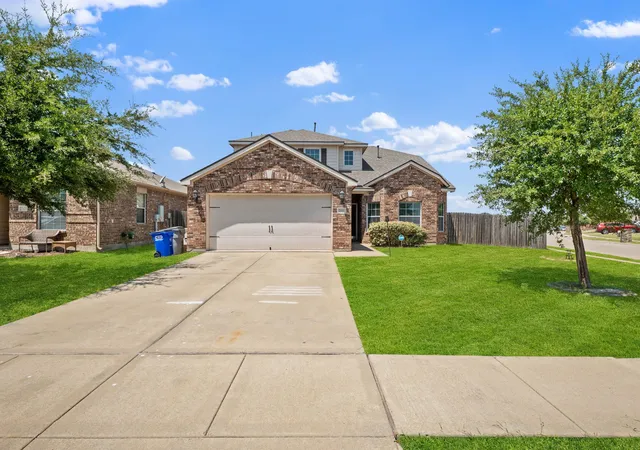 Photo 1 of Single family home for sale at 2101 Gardenia Dr, Forney, TX 75126 | MLS# 21369343 | Listing updated on 2026-08-27