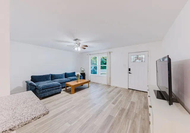 Photo 4 of Single family home for sale at 304 Jarbo St, Sulphur Springs, TX 75482 | MLS# 21370044 | Listing updated on 2026-08-27