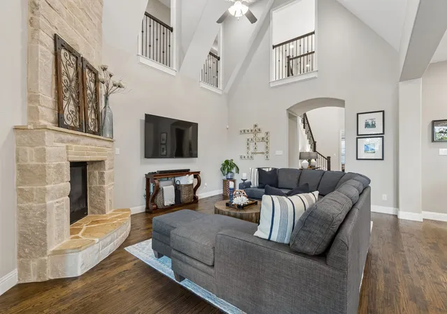 Photo 3 of Single family home for sale at 6204 Prairie Brush Trl, Northlake, TX 76226 | MLS# 21366074 | Listing updated on 2026-10-06
