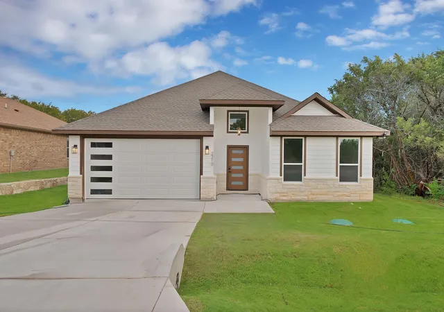 Photo 1 of Single family home for sale at 2210 San Saba Ct, Granbury, TX 76048 | MLS# 21370848 | Listing updated on 2026-08-27