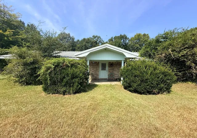 Photo 1 of Single family home for sale at 1195 Us Hwy 96 N, Pineland, TX 75968 | MLS# 21370138 | Listing updated on 2026-08-27