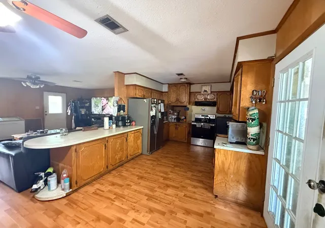 Photo 3 of Single family home for sale at 1195 Us Hwy 96 N, Pineland, TX 75968 | MLS# 21370138 | Listing updated on 2026-08-27