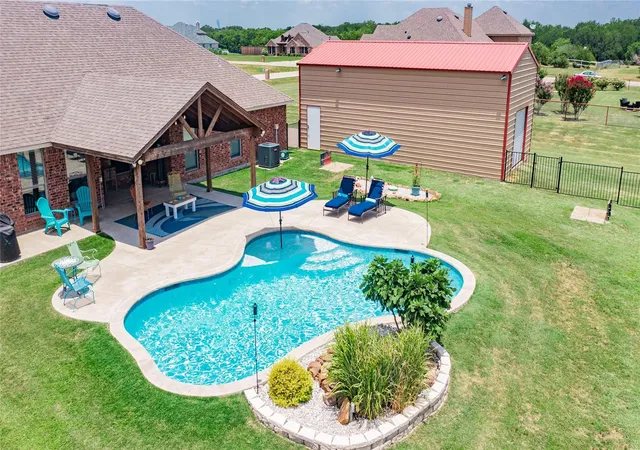 Photo 1 of Single family home for sale at 245 Mckinley Ln, Royse City, TX 75189 | MLS# 21370909 | Listing updated on 2026-08-27
