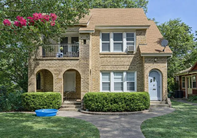 Photo 1 of Multi family home for sale at 5930 Victor St, Dallas, TX 75214 | MLS# 21367742 | Listing updated on 2026-09-28