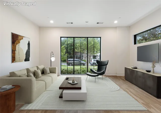 Photo 4 of Single family home for sale at 3526 Asbury St, University Park, TX 75205 | MLS# 21370961 | Listing updated on 2026-08-27