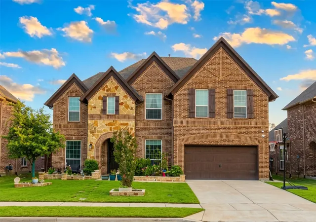Photo 2 of Single family home for sale at 2609 Hammock Lake Dr, Little Elm, TX 75068 | MLS# 21370987 | Listing updated on 2026-08-28