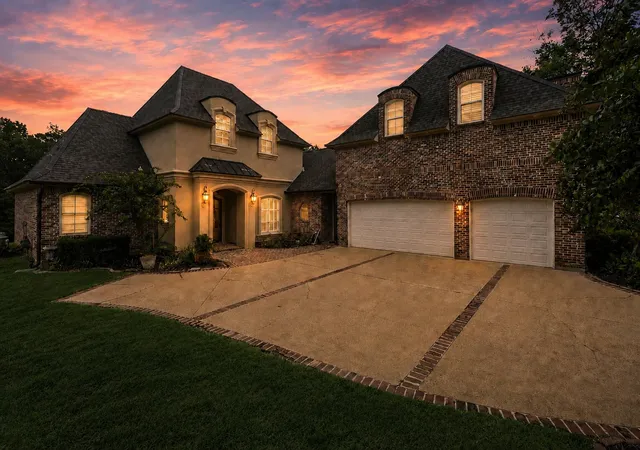 Photo 1 of Single family home for sale at 1170 Waters Edge Cir, Shreveport, LA 71106 | MLS# 21368599 | Listing updated on 2026-09-06